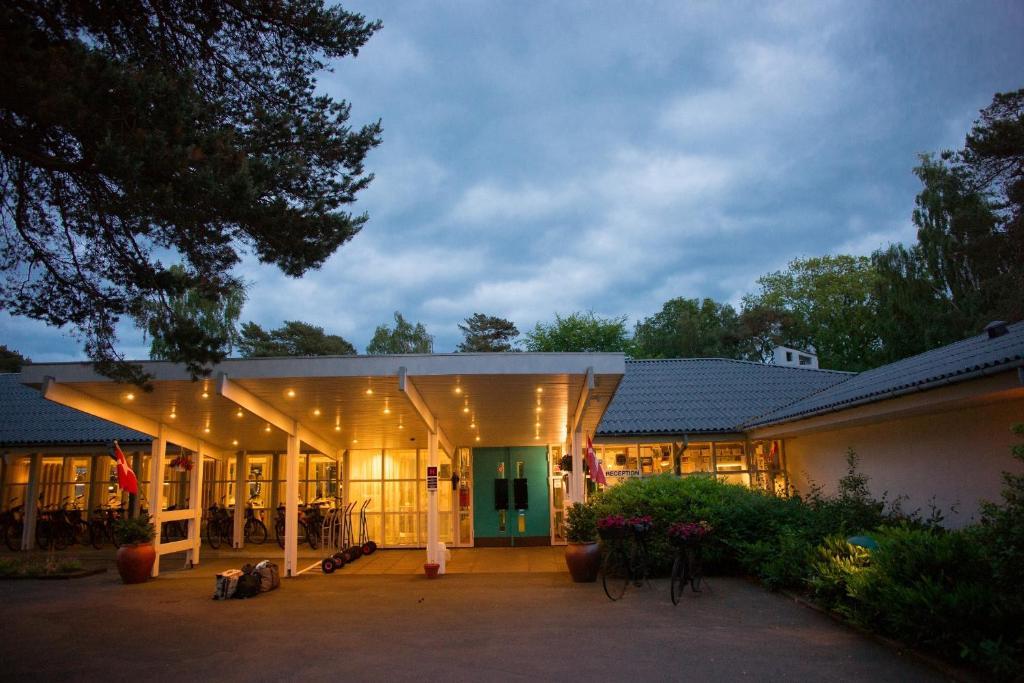 Strandhotel Balka Sobad Neksø Esterno foto