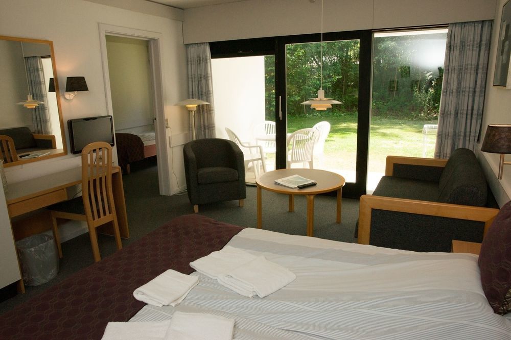 Strandhotel Balka Sobad Neksø Esterno foto
